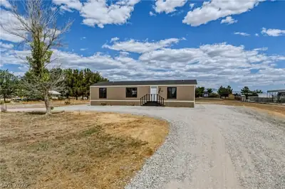 551 South Cynthia Street, Pahrump