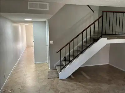 4195 Mississippi Avenue Stairs