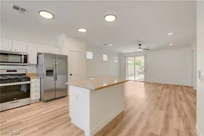 3249 Robins Creek Place Kitchen