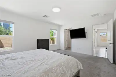 8370 Vinamala Avenue Bedroom