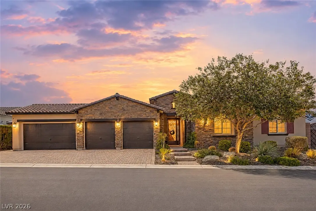 8351 Agave Bloom Street