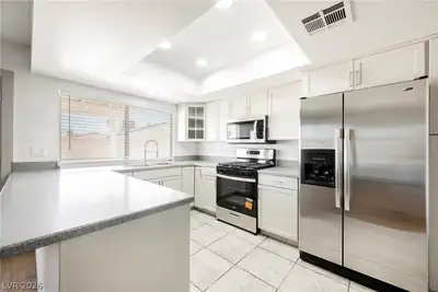 2705 Valparaiso Street Kitchen