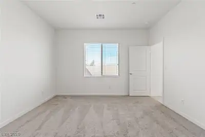 2727 Avril Point Street Bedroom