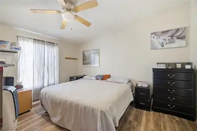 1931 West Carrol Street Bedroom