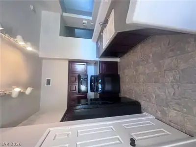 9303 Gilcrease Avenue 2249 Kitchen