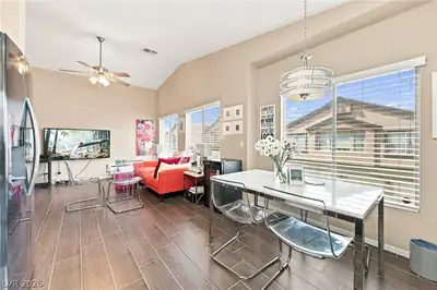 6471 Saddle Up Avenue 101 Dining Area