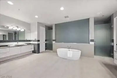 900 Las Vegas Boulevard 1508 Primary Bathroom