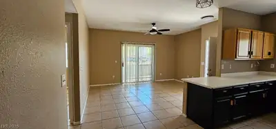 5655 East Sahara Avenue 1001 Living Room