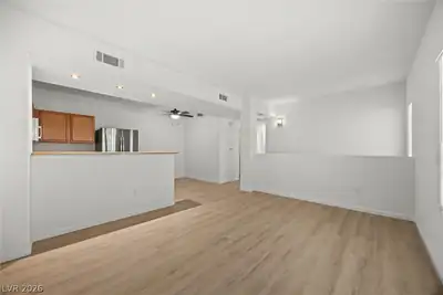 2001 Sue Court 206 Living Room