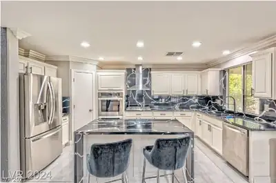 5936 Moon Garden Street Kitchen