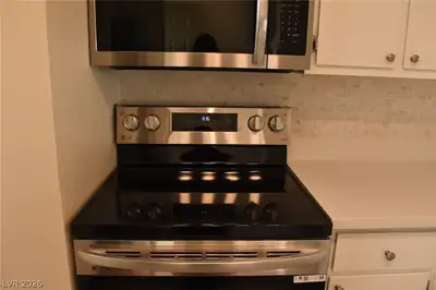 2056 Mesquite Lane 303 Kitchen
