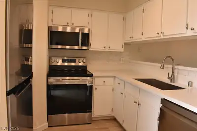 2056 Mesquite Lane 303 Kitchen