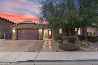 8820 Nolene Stream Street Las Vegas, NV 89131