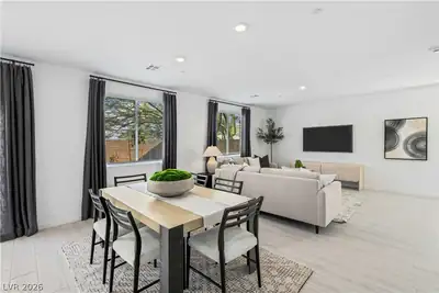 132 Harper Crest Avenue Dining Area