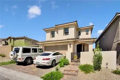 2252 Bird Of Prey Street Front of Structure
