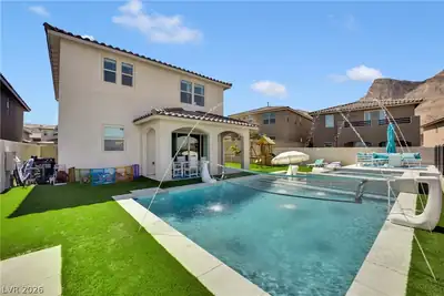 2252 Bird Of Prey Street, Las Vegas