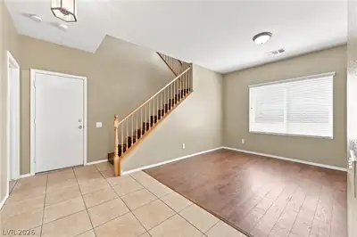 11240 Woodland Violet Avenue Entrance Foyer