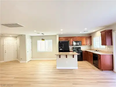 6534 Mocha Brown Court Kitchen