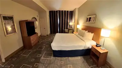 211 East Flamingo Road 818 Bedroom