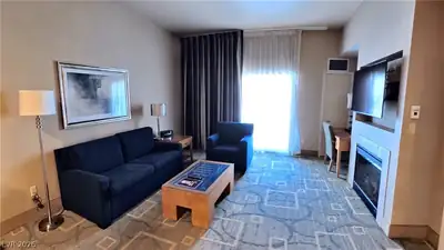 211 East Flamingo Road 818 Living Room
