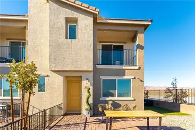 2941 Dusty Yellow Court North Las Vegas, NV 89086