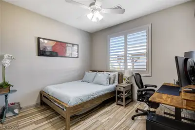 1274 Peppercorn Avenue Bedroom