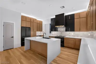 1287 Lime Point Street Kitchen