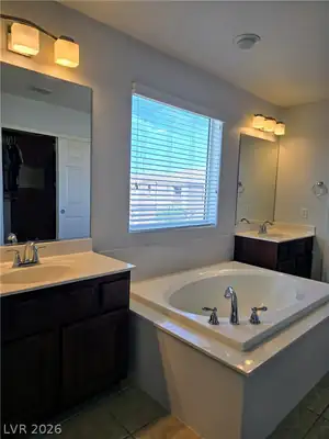 7312 Bare Rock Court Primary Bathroom