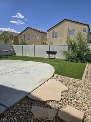 7312 Bare Rock Court Yard