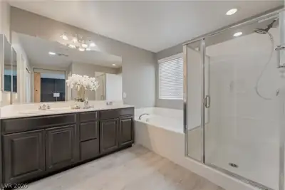 7710 Peaceful Trellis Drive Primary Bathroom
