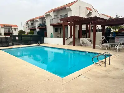 870 Avenue B 508 Pool