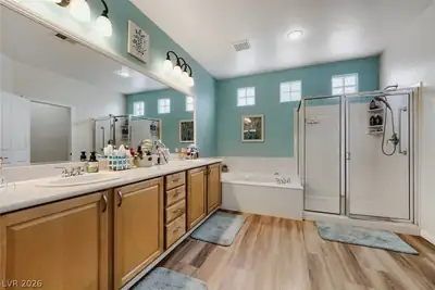 2381 Orangeburg Place Primary Bathroom