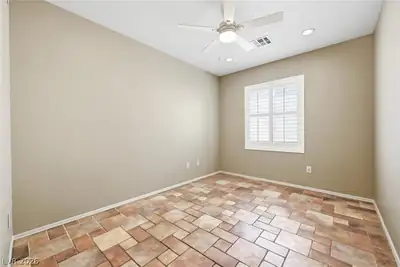 2559 Anani Road Bedroom