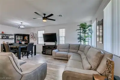 3231 Pergusa Drive Living Room