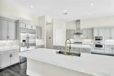 1121 Du Fort Hills Court, Henderson, NV 89002 Kitchen