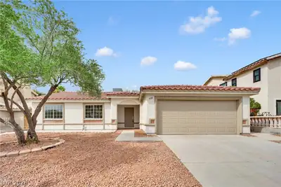 908 Sunnyfield Way, Henderson