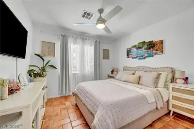 5926 Gingham Street Bedroom