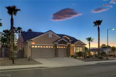1353 Romanesca Drive 