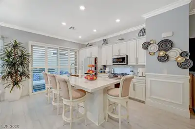 762 Praire Plume Street Kitchen