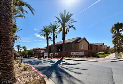 6868 Sky Pointe Drive 2041, Las Vegas