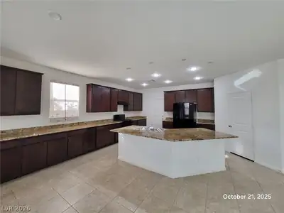 12281 Terrace Verde Avenue Kitchen