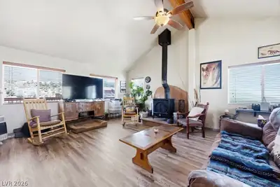 78 Pine Road Living Room
