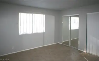 2762 Sidewinder C Bedroom