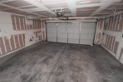 10263 Burning Bush Street Garage