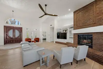 8180 West Red Coach Avenue Living Room