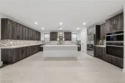 1944 Regal Bluff Drive Henderson, NV 89052