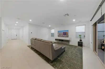 1944 Regal Bluff Drive Living Room
