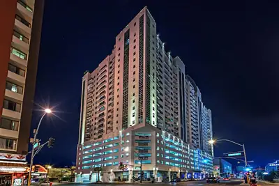 150 LAS VEGAS Boulevard 1513, Las Vegas