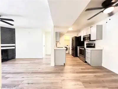 230 MISSION CATALINA Lane 201 Kitchen