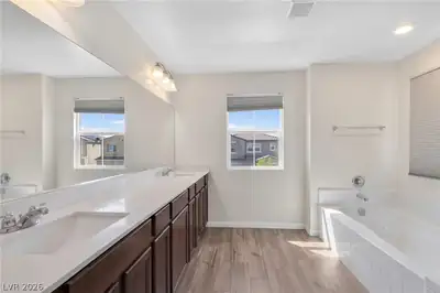 2110 Stone Well Road Primary Bathroom